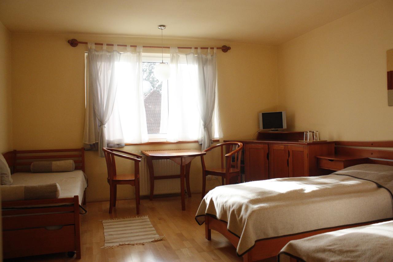 The Zen Hostel - Posticum Oradea Zewnętrze zdjęcie