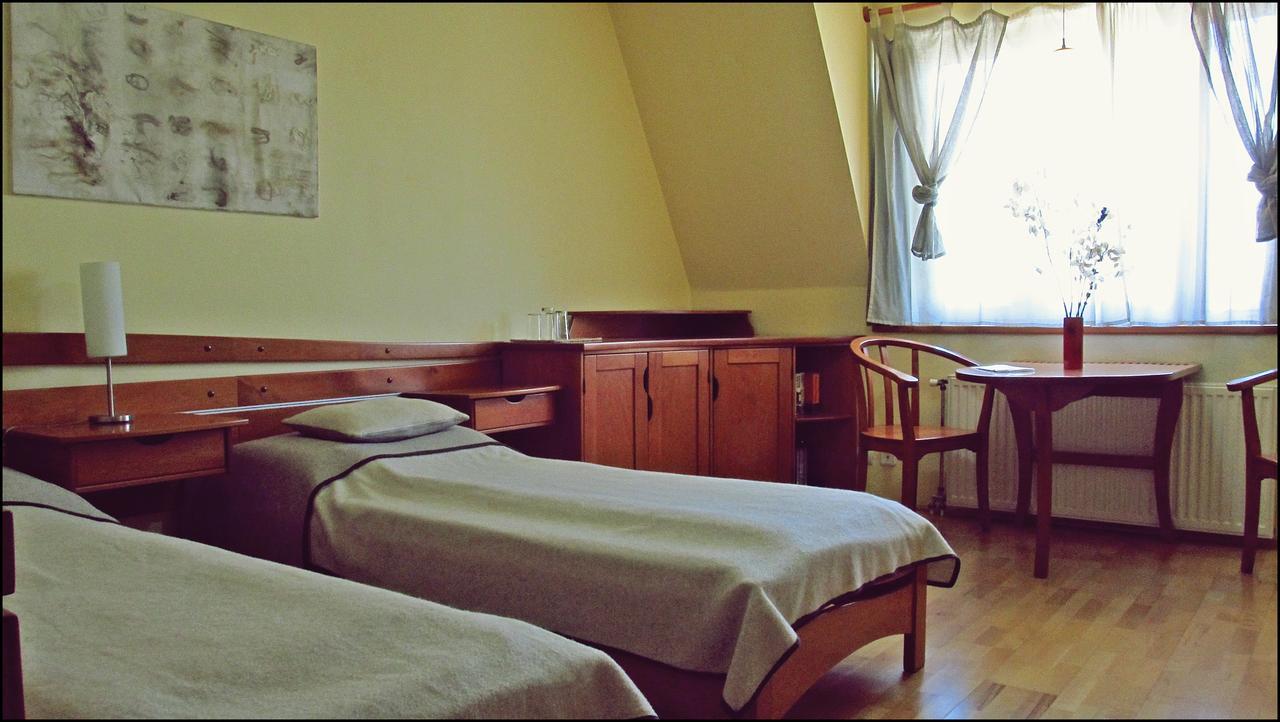 The Zen Hostel - Posticum Oradea Zewnętrze zdjęcie